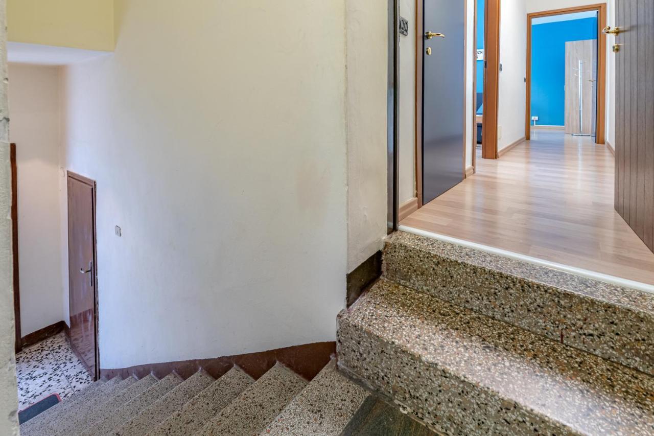 Apartmán Bilocale Blue Relax Erba Exteriér fotografie